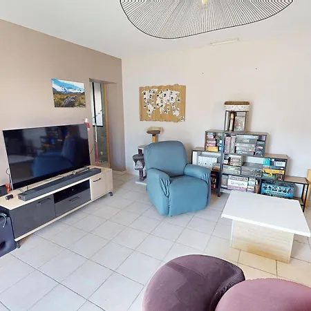 Maison Spacieuse A Avec Jardin Et Terrasse, Proche Plages Mediterraneennes - Fr-1-785-22 Villa Gigean